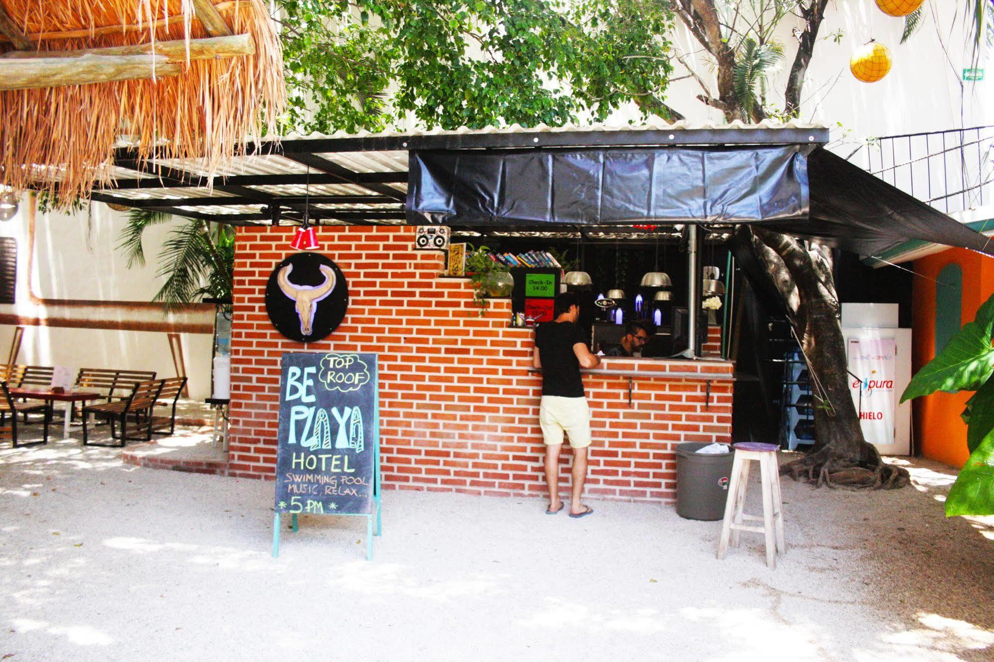 The Yak Hostel 신데 델 카르멘 외부 사진