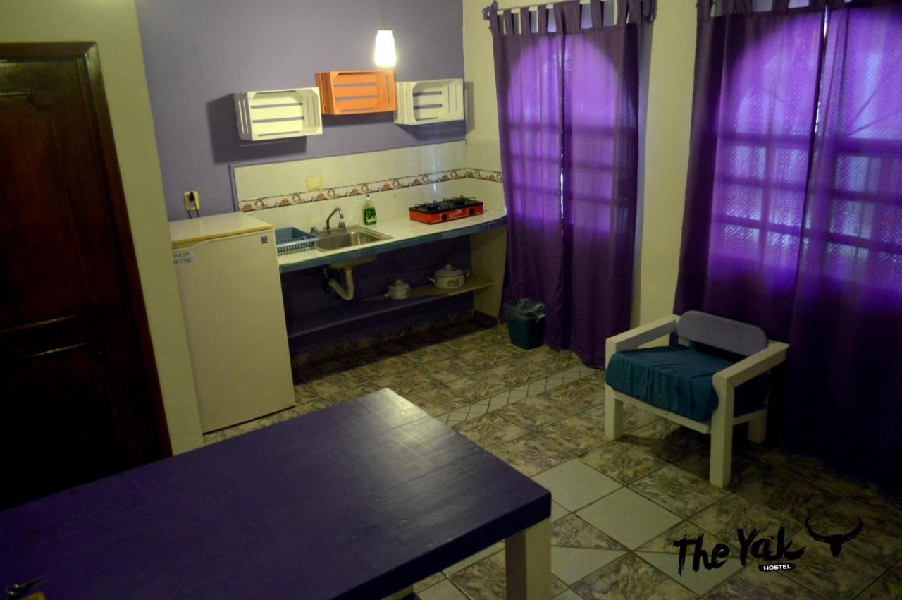 The Yak Hostel 신데 델 카르멘 외부 사진
